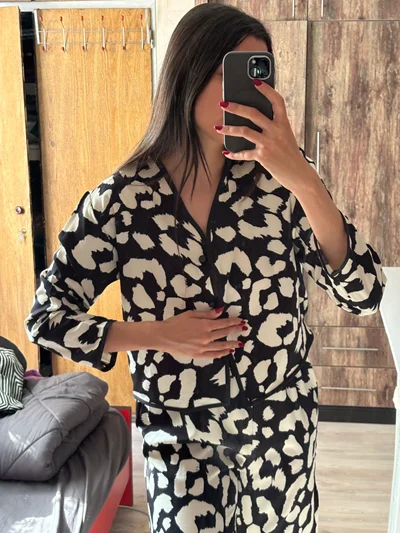 ست پیراهن و شلوار بغل چاک‌دار پلنگی